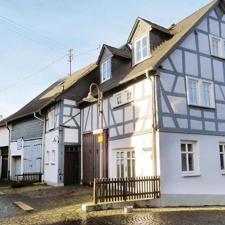 2 Bedroom Gorgeous Home In Hachenburg Extérieur photo